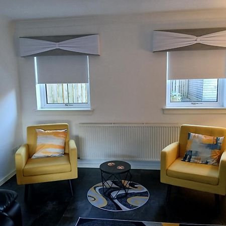 The Cottage - Hot Tub - Nr Glasgow - Self Check-In 코트브리지 외부 사진
